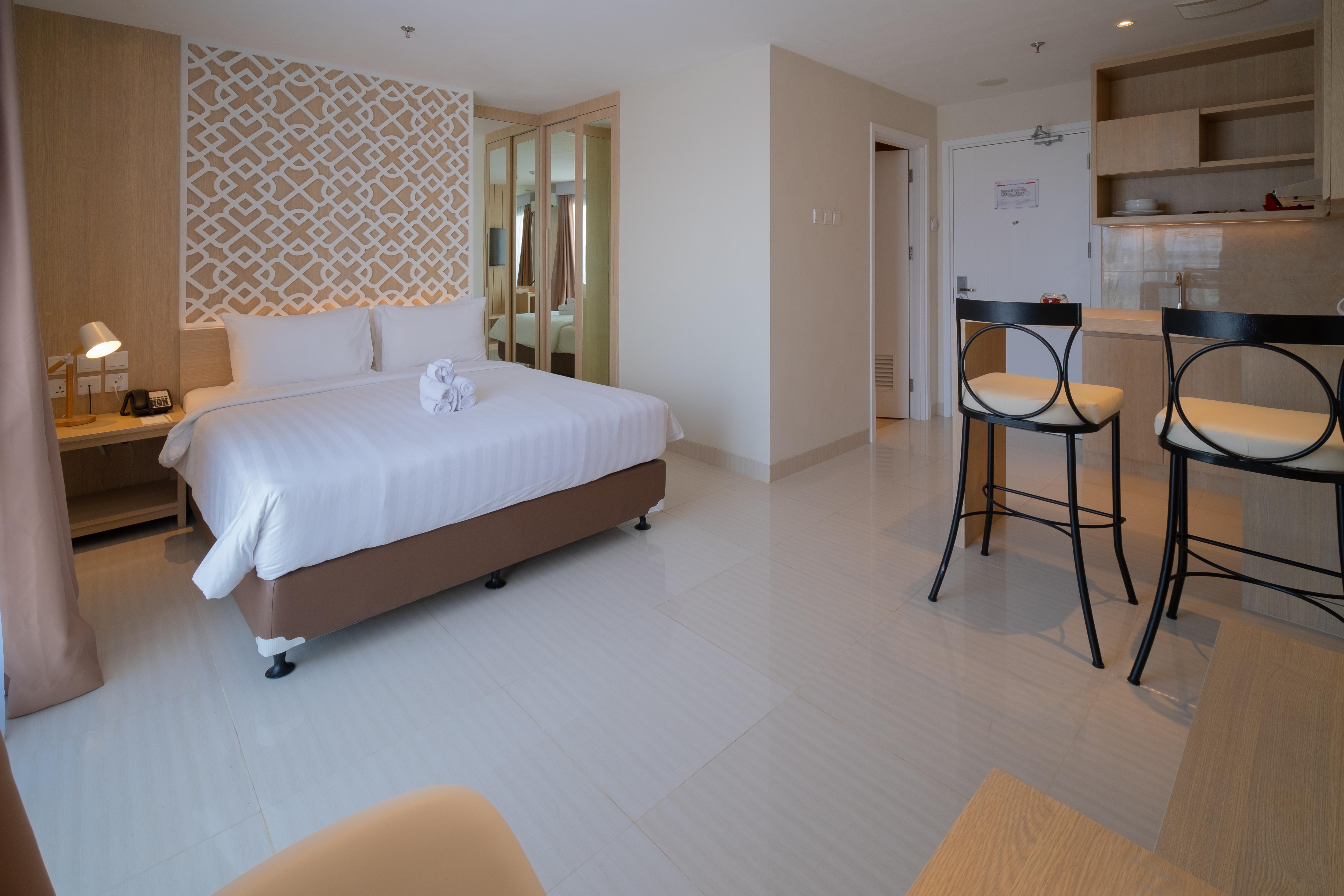 Astara Hotel Balikpapan Buitenkant foto