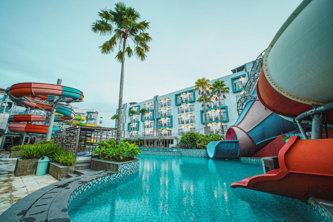 Astara Hotel Balikpapan Buitenkant foto