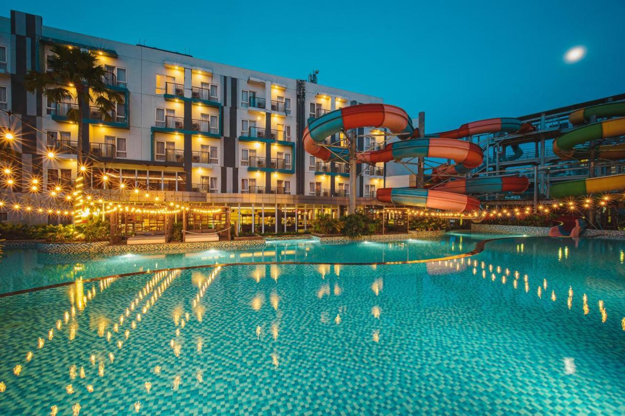Astara Hotel Balikpapan Buitenkant foto